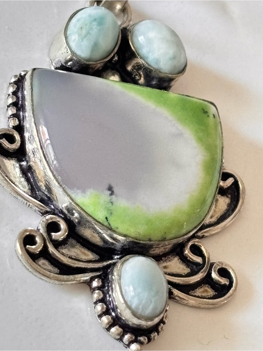 Very unique Chrysoprase and Larimar 925 stamps pendant NWOT - Picture 2 of 4